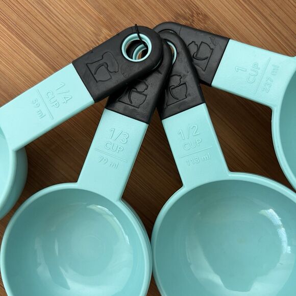 KitchenAid 4 Piece Measuring Cup Set Aqua Blue w/ Silicone Grip Handles Baking - Picture 4 of 5